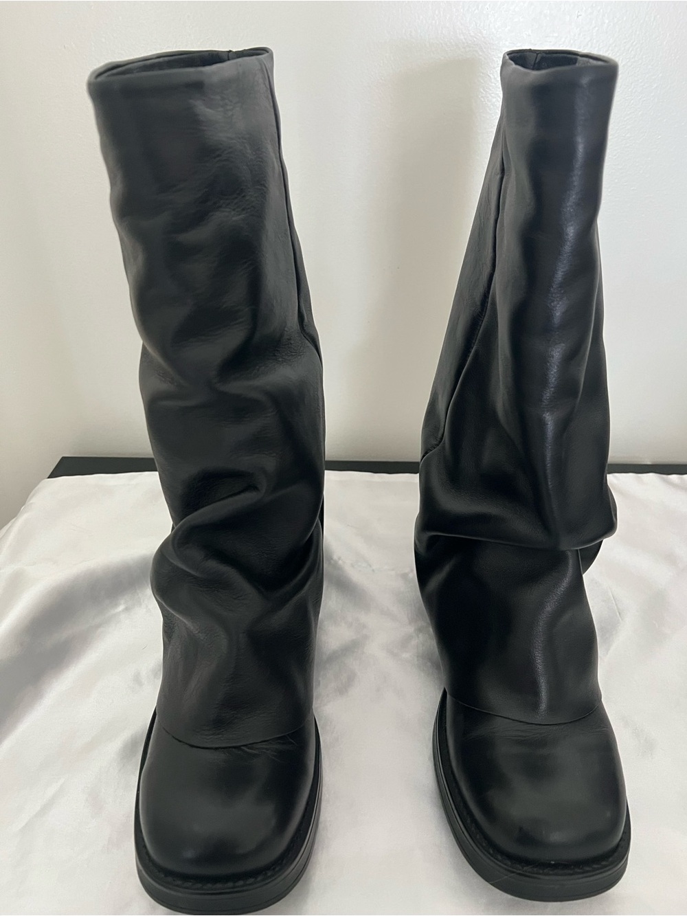 Steve Madden Black Slouch Mid-Calf Leather Festival Boots - Picture 2 of 5